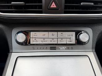 Hyundai Kona EV Premium 64 kWh picture 35