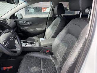 Hyundai Kona EV Premium 64 kWh picture 28