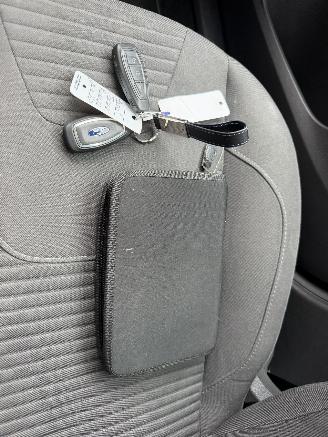 Ford Focus 1.0 Titanium picture 16