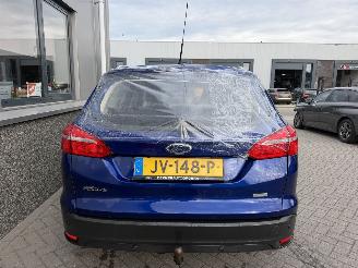 Ford Focus 1.0 Titanium picture 10