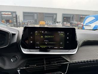 Peugeot 2008 1.2 PureTech GT-Line picture 23