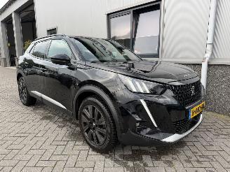 Peugeot 2008 1.2 PureTech GT-Line picture 1
