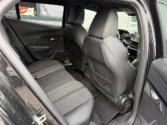 Peugeot 2008 1.2 PureTech GT-Line picture 7