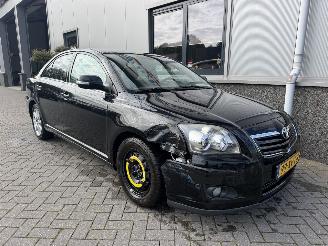 Unfallwagen Toyota Avensis 1.8 VVTi Luna Automaat 2007/11