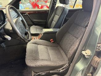 Mercedes C-klasse 200 Sport picture 25
