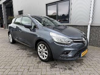 krockskadad bil auto Renault Clio 0.9 TCe Intens 2018/2