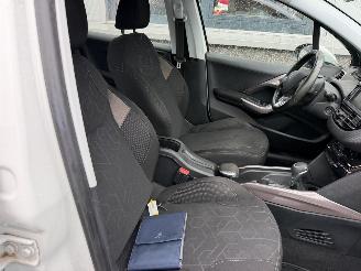 Peugeot 2008 1.2 PureTech Allure Automaat KT-807-F picture 14