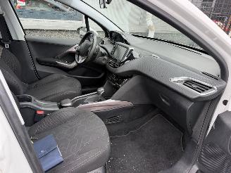Peugeot 2008 1.2 PureTech Allure Automaat KT-807-F picture 13