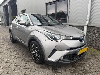škoda osobní automobily Toyota CH-R 1.8 Hybrid First Edition 2016/12