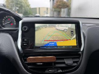Peugeot 2008 1.2 PureTech Allure G-403-ST picture 34