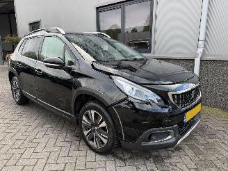 Peugeot 2008 1.2 PureTech Allure G-403-ST picture 8