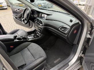 Infiniti Q30 2.2d Premium Tech Automaat PH-899-H. picture 25