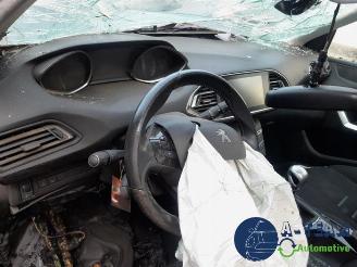 Peugeot 308 308 SW (L4/L9/LC/LJ/LR), Combi 5-drs, 2014 / 2021 1.6 BlueHDi 120 picture 8