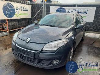 Autoverwertung Renault Mégane Megane III Grandtour (KZ), Combi 5-drs, 2008 / 2016 1.5 dCi 110 2013/6