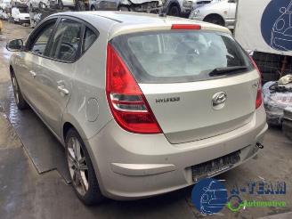 Hyundai I-30 i30 (FD), Hatchback, 2007 / 2011 1.6 CVVT 16V picture 11