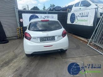 Uttjänta bilar auto Peugeot 208 208 I (CA/CC/CK/CL), Hatchback, 2012 / 2019 1.2 12V e-THP PureTech 110 2017/3