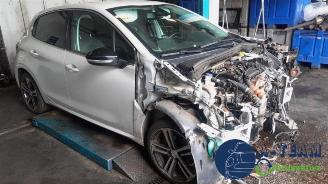 Peugeot 208 208 I (CA/CC/CK/CL), Hatchback, 2012 / 2019 1.2 12V e-THP PureTech 110 picture 13