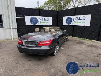 Vrakbiler auto Mercedes E-klasse E (R207), Cabrio, 2010 / 2017 E-200 CGI 16V BlueEfficiency 2011/5