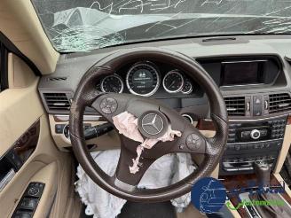 Mercedes E-klasse E (R207), Cabrio, 2010 / 2017 E-200 CGI 16V BlueEfficiency picture 19