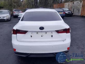 Uttjänta bilar auto Lexus IS IS (E3), Sedan, 2013 300h 2.5 16V 2014/4