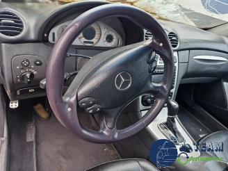 Mercedes CLK CLK AMG (R209), Cabrio, 2002 / 2010 5.4 55 AMG V8 24V picture 12