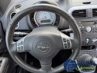 Opel Agila Agila (B), MPV, 2008 / 2014 1.0 12V picture 20