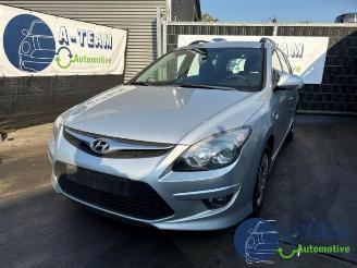 Vrakbiler auto Hyundai I-30 i30 Crosswagon (WWH), Combi, 2007 / 2012 1.4 CVVT 16V 2011/9