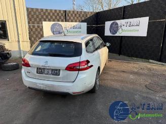 disassembly passenger cars Peugeot 308 308 SW (L4/L9/LC/LJ/LR), Combi 5-drs, 2014 / 2021 1.2 12V e-THP PureTech 130 2017/11