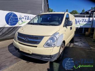 Coche siniestrado Hyundai H-300 H-300, Van, 2008 2.5 CRDi 2010/3