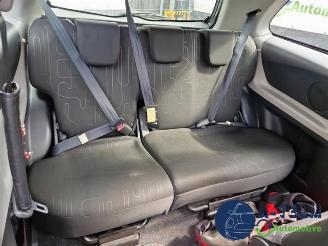 Toyota Yaris Yaris II (P9), Hatchback, 2005 / 2014 1.0 12V VVT-i picture 19