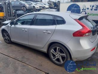 Volvo V-40 V40 (MV), Hatchback 5-drs, 2012 / 2019 2.0 D3 16V picture 6