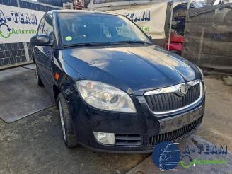 Vrakbiler auto Skoda Fabia Fabia II (5J), Hatchback 5-drs, 2006 / 2014 1.6i 16V 2008/1