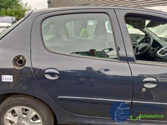Peugeot 206 206+ (2L/M), Hatchback, 2009 / 2013 1.4 XS picture 13