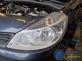 Démontage voiture Renault Clio Clio III (BR/CR), Hatchback, 2005 / 2014 1.2 16V 75 2008/4