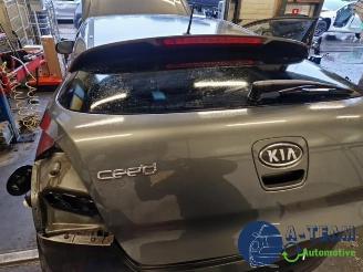 Kia Pro cee d Pro cee'd (EDB3), Hatchback 3-drs, 2008 / 2012 1.4 CVVT 16V picture 3