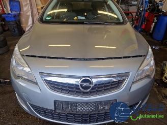 Opel Astra Astra J Sports Tourer (PD8/PE8/PF8), Combi, 2010 / 2015 1.4 16V ecoFLEX picture 33
