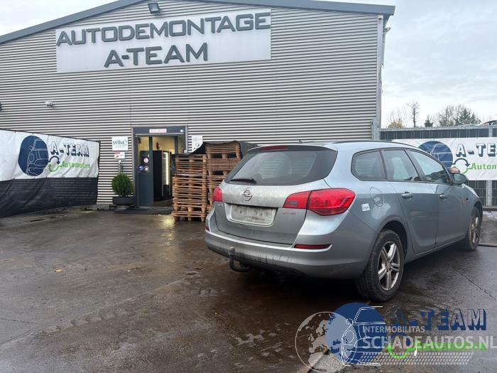 Opel Astra Astra J Sports Tourer (PD8/PE8/PF8), Combi, 2010 / 2015 1.4 16V ecoFLEX