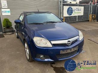 Uttjänta bilar auto Opel Tigra Tigra Twin Top, Cabrio, 2004 / 2010 1.4 16V 2004/11