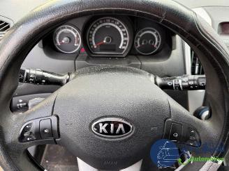 Kia Cee d Pro cee'd (EDB3), Hatchback 3-drs, 2008 / 2012 1.4 CVVT 16V picture 15