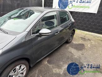 Peugeot 208 208 I (CA/CC/CK/CL), Hatchback, 2012 / 2019 1.2 Vti 12V PureTech 82 picture 4