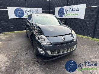 Autoverwertung Renault Grand-scenic Grand Scenic III (JZ), MPV, 2009 / 2016 2.0 16V CVT 2011/10