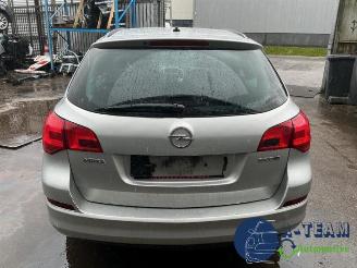 Opel Astra Astra J Sports Tourer (PD8/PE8/PF8), Combi, 2010 / 2015 1.4 16V ecoFLEX picture 15