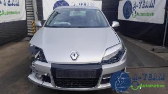 Renault Laguna Laguna III (BT), Hatchback 5-drs, 2007 / 2015 2.0 16V Hi-Flex picture 2