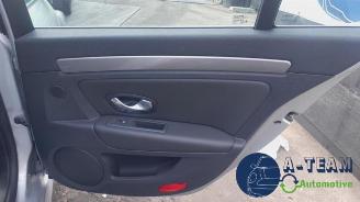 Renault Laguna Laguna III (BT), Hatchback 5-drs, 2007 / 2015 2.0 16V Hi-Flex picture 28