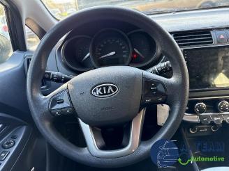 Kia Rio Rio III (UB), Hatchback, 2011 / 2017 1.2 CVVT 16V picture 15