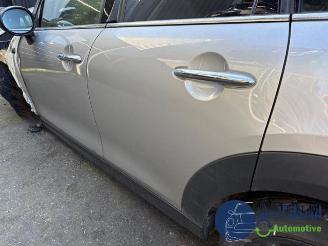 Mini Cooper Mini (F55), Hatchback 5-drs, 2013 1.5 12V Cooper picture 26