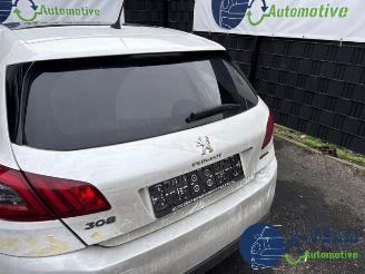 Peugeot 308 308 (L3/L8/LB/LH/LP), Hatchback 5-drs, 2013 / 2021 1.2 12V e-THP PureTech 130 picture 35
