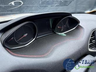 Peugeot 308 308 (L3/L8/LB/LH/LP), Hatchback 5-drs, 2013 / 2021 1.2 12V e-THP PureTech 130 picture 15