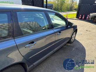 Volvo V-70 V70 (BW), Combi, 2007 / 2016 2.0 16V picture 9