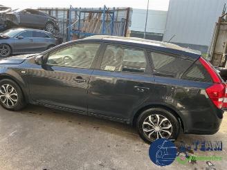 Kia Cee d Cee'd Sporty Wagon (EDF), Combi, 2007 / 2012 1.4 16V picture 9